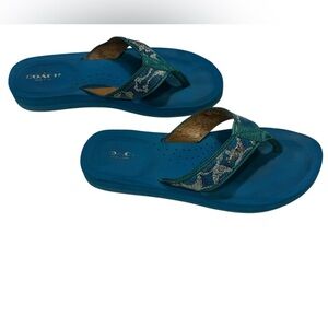 SH35 Coach Judy Thong Sandal A9821 w/Metal Stagecoach Logo Blue Sz6